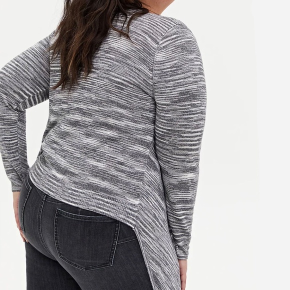 Torrid Black & White Stripe Space-Dye Cardigan 1X - Picture 2 of 9